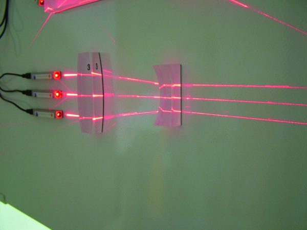 Trusa optica laser 5 raze cu tabla magnetica 8